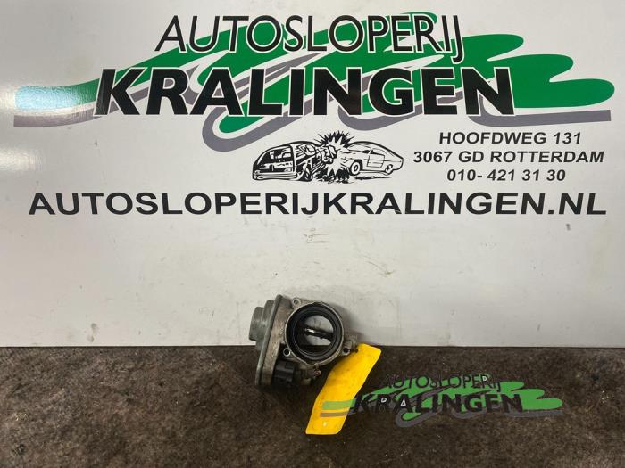 Usagé Boitier papillon Volkswagen Touran (1T1/T2) 1.9 TDI 100 Prix € 50,00 Règlement à la marge proposé par Autosloperij Kralingen B.V.