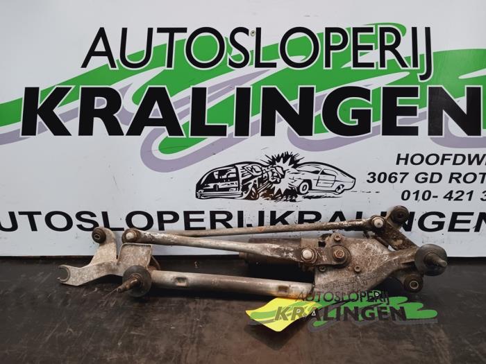 Begagnade Främre torkarmotor Nissan Primera Traveller (W12) 1.9 dCi Pris € 50,00 Marginaltabell erbjuds av Autosloperij Kralingen B.V.
