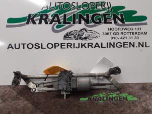 Używane Silnik wycieraczek przednich Volkswagen Polo V (6R) 1.2 TDI 12V BlueMotion Cena € 100,00 Procedura marży oferowane przez Autosloperij Kralingen B.V.
