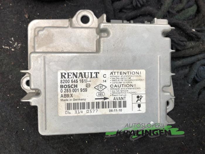 Airbag Volant/Conducteur Pour Renault Clio III (sans Régulateur De Vitesse) - Référence 8200677493 - Occasion Opérationnelle