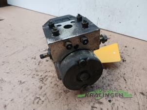 ABS-pump från en Honda Civic (EP/EU) 1.4 16V 2003