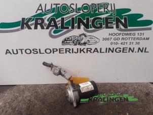 Used Power steering pump Honda Civic (EP/EU) 1.4 16V Price € 100,00 Margin scheme offered by Autosloperij Kralingen B.V.