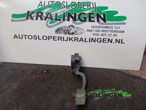 Gaspedalsensor från en Opel Corsa D 1.3 CDTi 16V ecoFLEX 2008