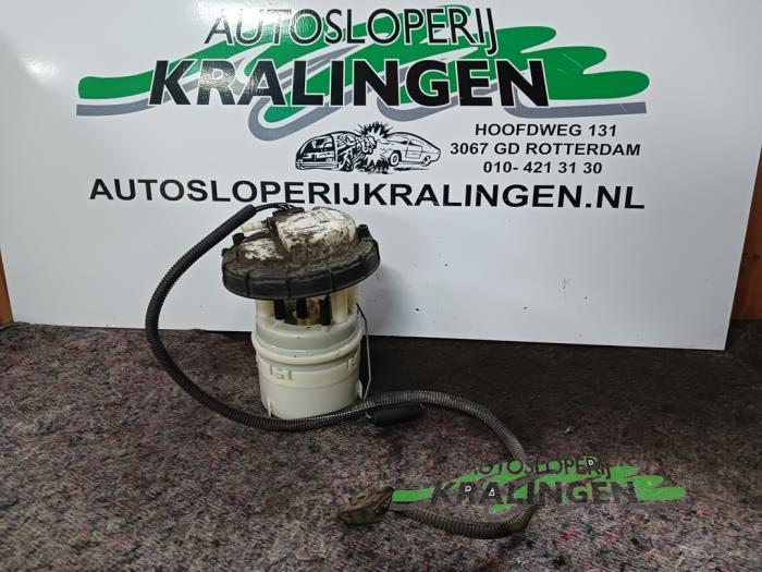 Usagé Pompe essence Citroen C8 (EA/EB) 2.0 HPi 16V Prix € 19,97 Règlement à la marge proposé par Autosloperij Kralingen B.V.