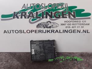 Używane Skrzynka bezpieczników Audi A3 Sportback (8PA) 2.0 FSI 16V Cena € 50,00 Procedura marży oferowane przez Autosloperij Kralingen B.V.
