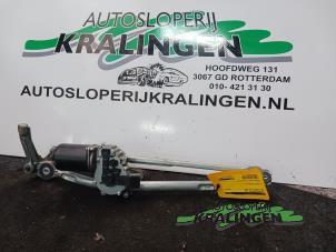 Used Front wiper motor BMW 3 serie (E90) 320d 16V Edition Fleet Price € 100,00 Margin scheme offered by Autosloperij Kralingen B.V.