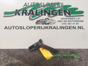 Usagé Poignée Seat Arosa (6H1) 1.4i Prix € 25,00 Règlement à la marge proposé par Autosloperij Kralingen B.V.