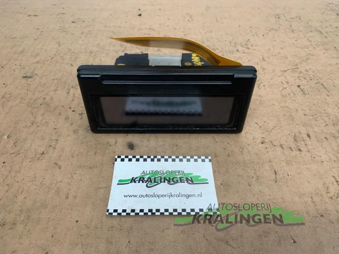 Begagnade Innerdisplay Volvo V50 (MW) 1.6 D 16V Pris € 35,00 Marginaltabell erbjuds av Autosloperij Kralingen B.V.