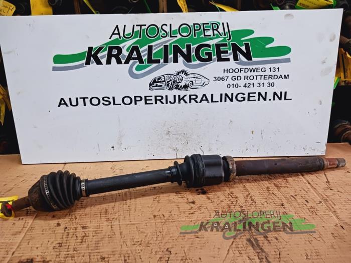 Gebrauchte Antriebswelle rechts vorne Volvo V50 (MW) 1.6 D 16V Preis € 29,99 Margenregelung angeboten von Autosloperij Kralingen B.V.
