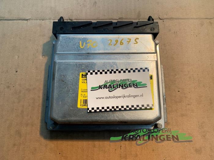 Used Engine management computer Volvo V70 (SW) 2.4 D5 20V AWD Price € 29,99 Margin scheme offered by Autosloperij Kralingen B.V.