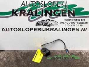 Usagé Clapet chauffage moteur Renault Kangoo (KC) 1.6 16V Prix € 25,00 Règlement à la marge proposé par Autosloperij Kralingen B.V.