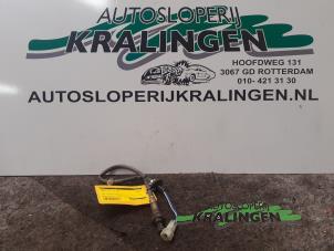 Usagé Sonde lambda Suzuki Alto (RF410) 1.1 16V Prix € 25,00 Règlement à la marge proposé par Autosloperij Kralingen B.V.