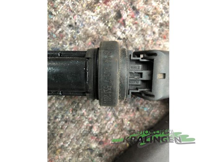 Pen ignition coil from a BMW 5 serie (E60) 520i 16V Corporate Lease 2010