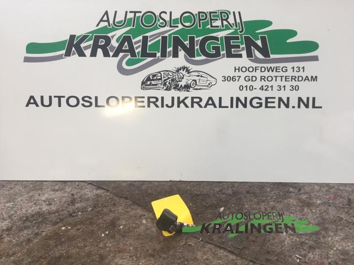 Begagnade Däcktryckssensor Kia Picanto (TA) 1.0 12V Pris € 24,97 Marginaltabell erbjuds av Autosloperij Kralingen B.V.