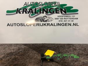 Gebrauchte Scheibensprüherpumpe vorne Kia Picanto (TA) 1.0 12V Preis € 25,00 Margenregelung angeboten von Autosloperij Kralingen B.V.