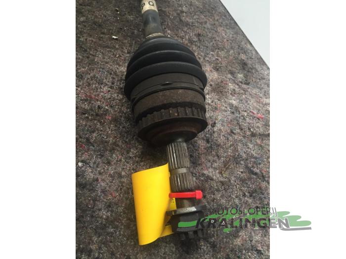 Front drive shaft, right from a Opel Combo Tour (Corsa C) 1.3 CDTI 16V 2011