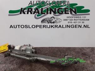 Used Front wiper motor Volkswagen Golf V (1K1) 1.6 FSI 16V Price € 50,00 Margin scheme offered by Autosloperij Kralingen B.V.