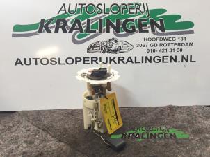 Gebrauchte Benzinpumpe Chevrolet Aveo (256) 1.4 16V Preis € 50,00 Margenregelung angeboten von Autosloperij Kralingen B.V.