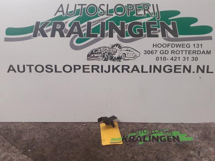 Begagnade MAP-sensor (insugsrör) Volkswagen Golf V (1K1) 1.6 FSI 16V Pris € 25,00 Marginaltabell erbjuds av Autosloperij Kralingen B.V.