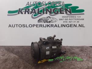 Usagé Pompe clim Volkswagen Golf V (1K1) 1.6 FSI 16V Prix € 100,00 Règlement à la marge proposé par Autosloperij Kralingen B.V.