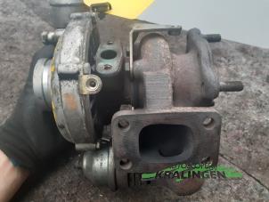 Turbo van een Volvo V70 (SW) 2.5 D 2004