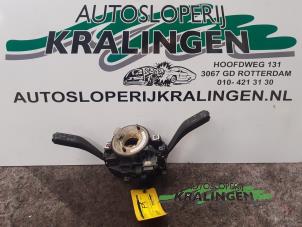 Usados Interruptor combinado columna de dirección Volkswagen Golf V (1K1) 1.6 FSI 16V Precio € 50,00 Norma de margen ofrecido por Autosloperij Kralingen B.V.