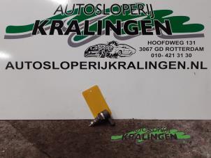 Usagé Capteur de pression carburant Opel Corsa D 1.3 CDTi 16V ecoFLEX Prix € 50,00 Règlement à la marge proposé par Autosloperij Kralingen B.V.