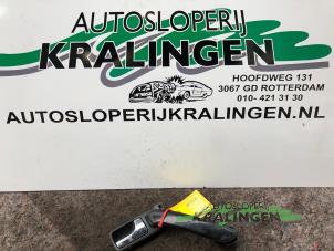 Used Handle Volkswagen Lupo (6X1) 1.4 16V 75 Price € 25,00 Margin scheme offered by Autosloperij Kralingen B.V.