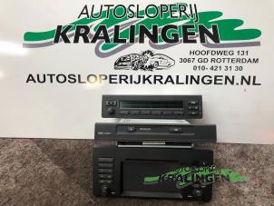 Usados Conjunto de audio BMW X5 (E53) 3.0 24V Precio € 200,00 Norma de margen ofrecido por Autosloperij Kralingen B.V.