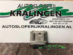 Używane Komputer sterowania silnika Volkswagen Golf V (1K1) 2.0 FSI 16V Cena € 150,00 Procedura marży oferowane przez Autosloperij Kralingen B.V.
