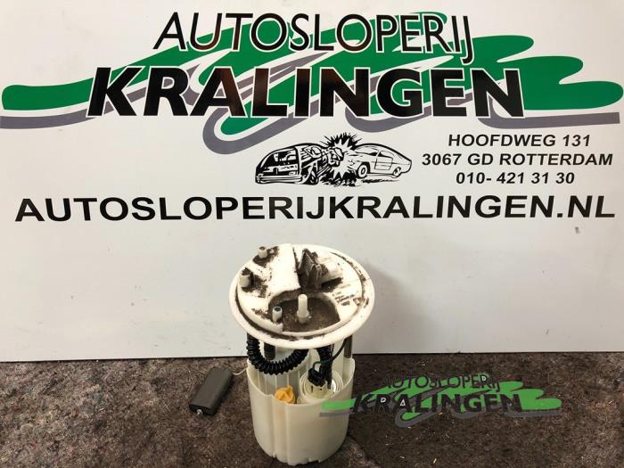 Usagé Pompe essence Fiat Stilo (192A/B) 2.4 20V Abarth 3-Drs. Prix € 19,97 Règlement à la marge proposé par Autosloperij Kralingen B.V.