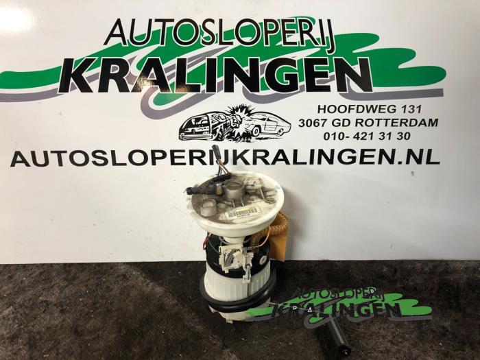 Gebrauchte Benzinpumpe Mazda 3 (BK12) 2.0i 16V Preis € 24,97 Margenregelung angeboten von Autosloperij Kralingen B.V.
