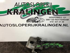 Used Rear brake calliper, left Mazda 3 (BK12) 2.0i 16V Price € 50,00 Margin scheme offered by Autosloperij Kralingen B.V.