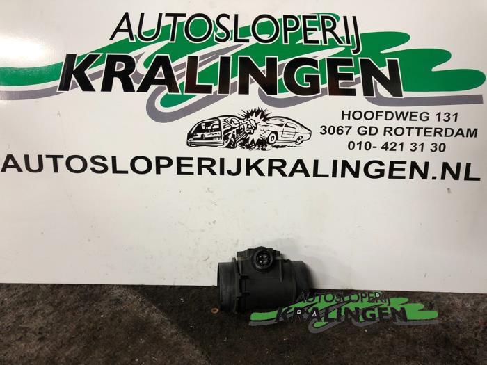 Gebrauchte Luftmassenmesser BMW 5 serie (E39) 520i 24V Preis € 50,00 Margenregelung angeboten von Autosloperij Kralingen B.V.