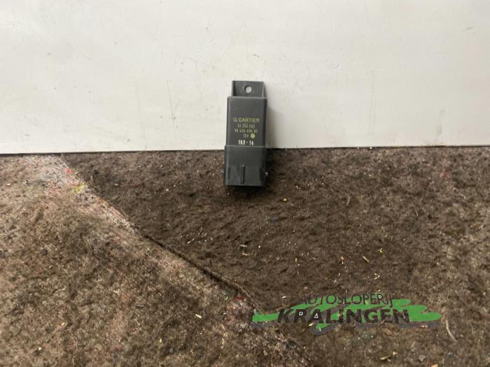 Glow plug relay Citroen C4 Coupé 2.0 HDi 16V 964046968C