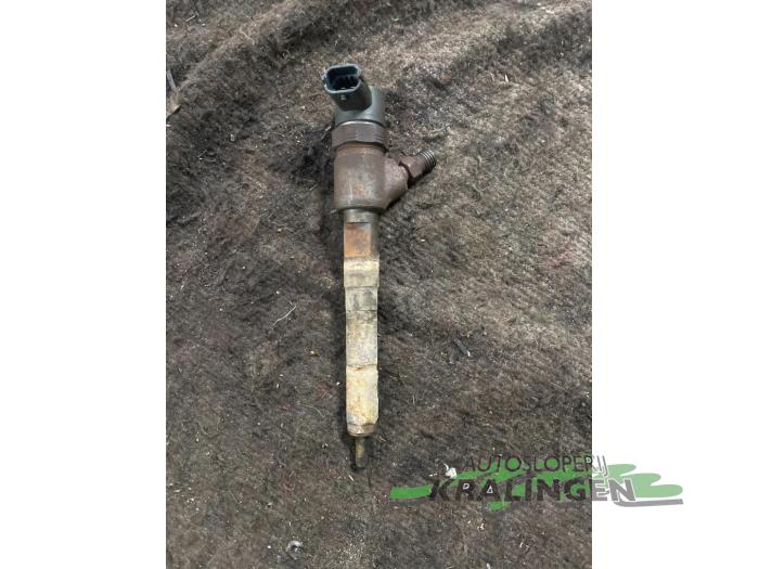 Injector (diesel) from a Opel Combo Tour (Corsa C) 1.3 CDTI 16V 2011