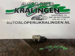 Gebrauchte AGR Ventil Opel Astra H SW (L35) 1.9 CDTi 120 Preis € 50,00 Margenregelung angeboten von Autosloperij Kralingen B.V.