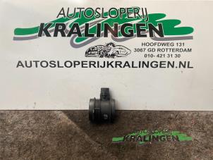 Used Air mass meter Mercedes CLK (W208) 3.2 320 V6 18V Price € 50,00 Margin scheme offered by Autosloperij Kralingen B.V.
