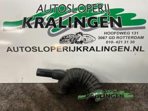 Used Air intake hose Mercedes SLK (R170) 2.3 230 K 16V Price € 50,00 Margin scheme offered by Autosloperij Kralingen B.V.