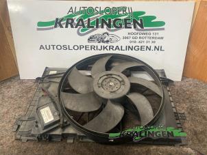 Usagé Ventilateur moteur Mercedes C (W203) 2.0 C-180 16V Prix € 150,00 Règlement à la marge proposé par Autosloperij Kralingen B.V.