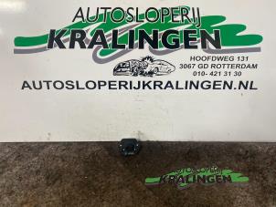 Used Heater resistor Kia Rio II (DE) 1.4 16V Price € 25,00 Margin scheme offered by Autosloperij Kralingen B.V.