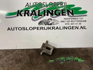 Used Rear brake calliper, right Toyota Corolla Wagon (E12) 1.4 D-4D 16V Price € 50,00 Margin scheme offered by Autosloperij Kralingen B.V.
