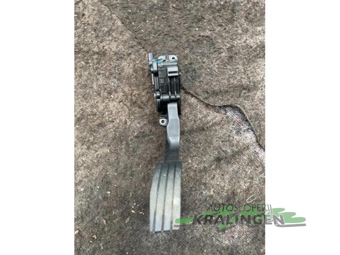 Gaspedalsensor från en Renault Twingo II (CN) 1.2 2009