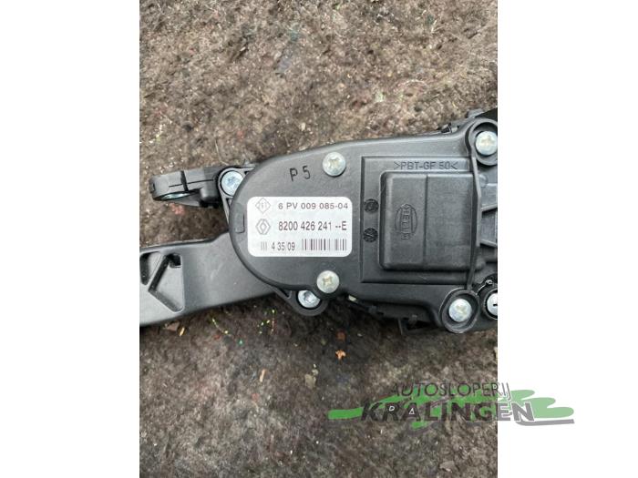 Gaspedalsensor från en Renault Twingo II (CN) 1.2 2009