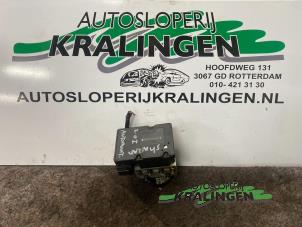 Używane Pompa ABS Volkswagen Sharan (7M8/M9/M6) 2.0 Cena € 100,00 Procedura marży oferowane przez Autosloperij Kralingen B.V.