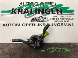 Used Steering column stalk Volkswagen Touran (1T1/T2) 1.9 TDI 105 Euro 3 Price € 50,00 Margin scheme offered by Autosloperij Kralingen B.V.