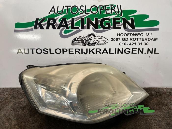 Używane Reflektor prawy Citroen Nemo (AA) 1.4 HDi 70 Cena € 24,99 Procedura marży oferowane przez Autosloperij Kralingen B.V.