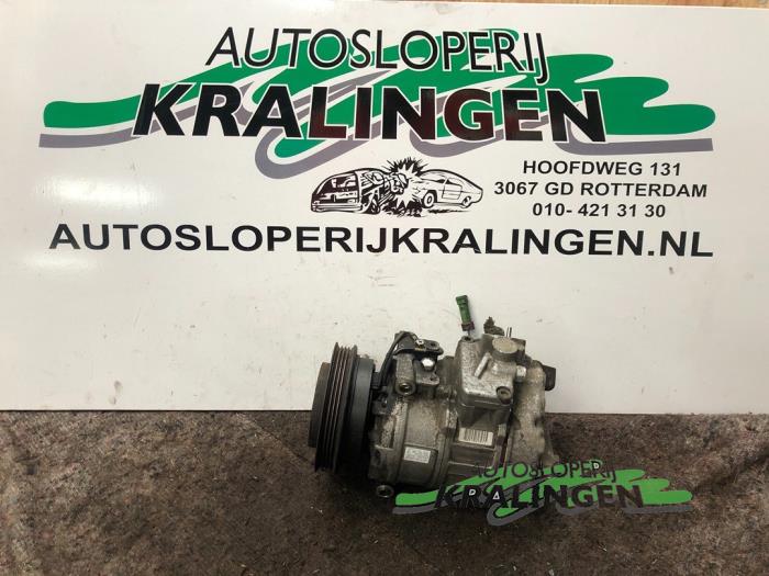 Usagé Compresseur de clim Volkswagen Passat Variant (3B6) 2.0 Prix € 14,99 Règlement à la marge proposé par Autosloperij Kralingen B.V.