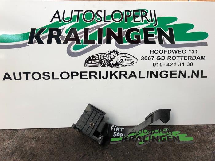 Gebrauchte Gaspedalposition Sensor Fiat 500 (312) 1.3 MJTD 16V Preis € 29,99 Margenregelung angeboten von Autosloperij Kralingen B.V.