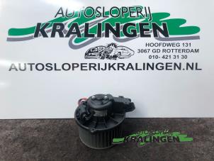 Używane Silnik wentylatora nagrzewnicy Audi A6 Quattro (C5) 2.8 V6 30V Cena € 50,00 Procedura marży oferowane przez Autosloperij Kralingen B.V.